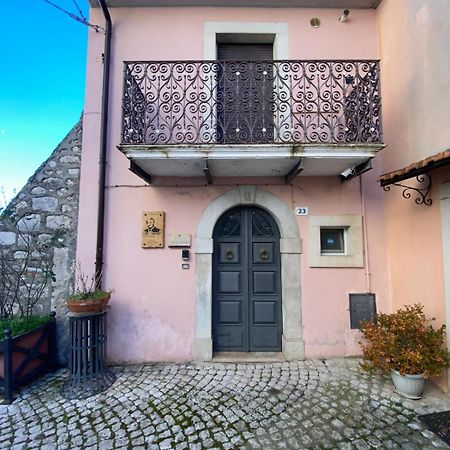 Don Pasquale Scontrone House Villa Exterior photo