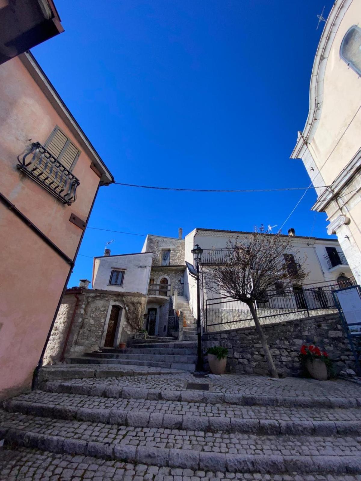 Don Pasquale Scontrone House Villa Exterior photo